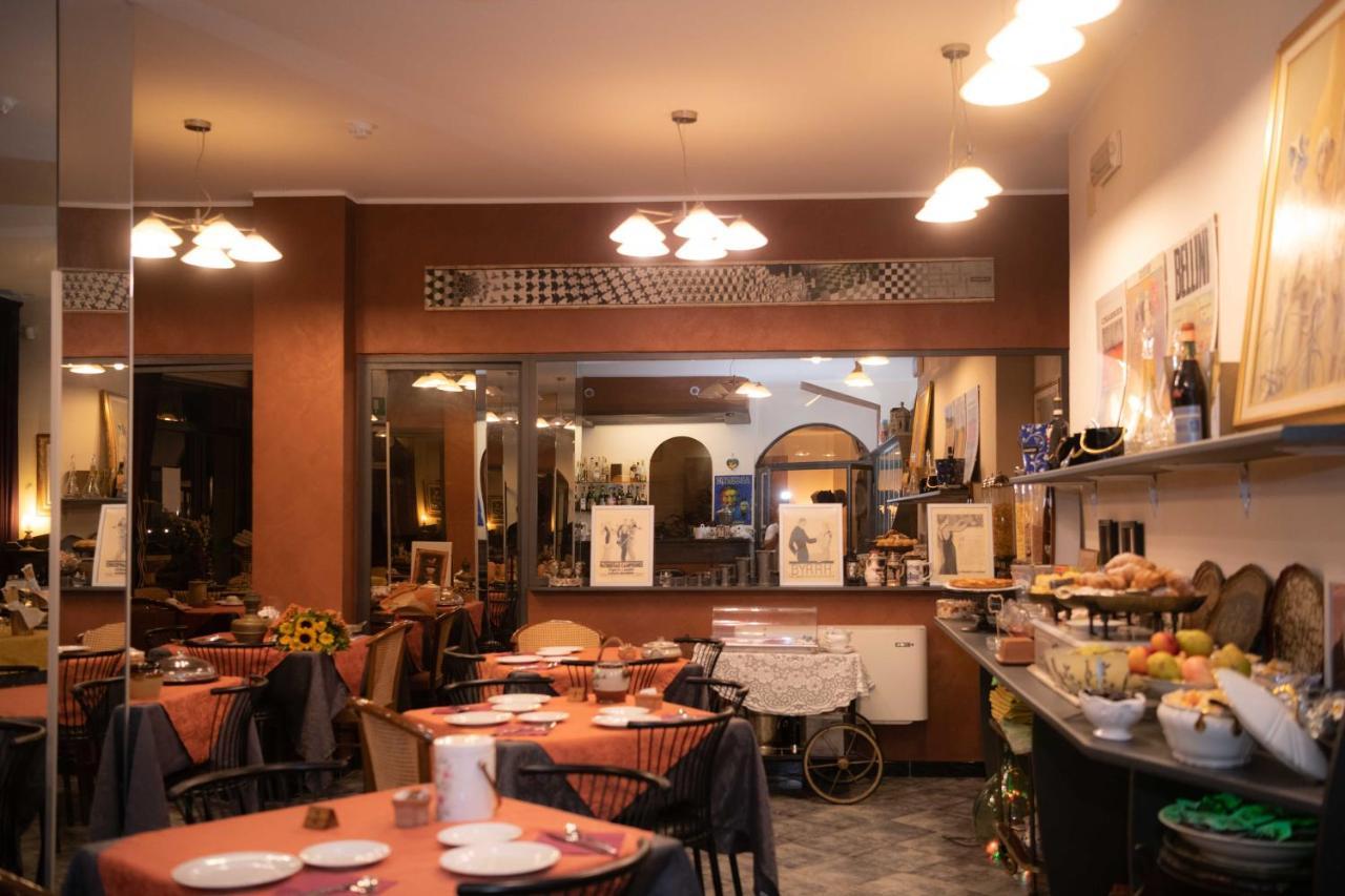 Hotel Magnolia Albenga Zewnętrze zdjęcie