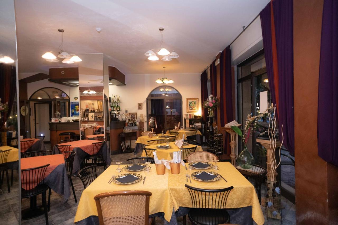 Hotel Magnolia Albenga Zewnętrze zdjęcie