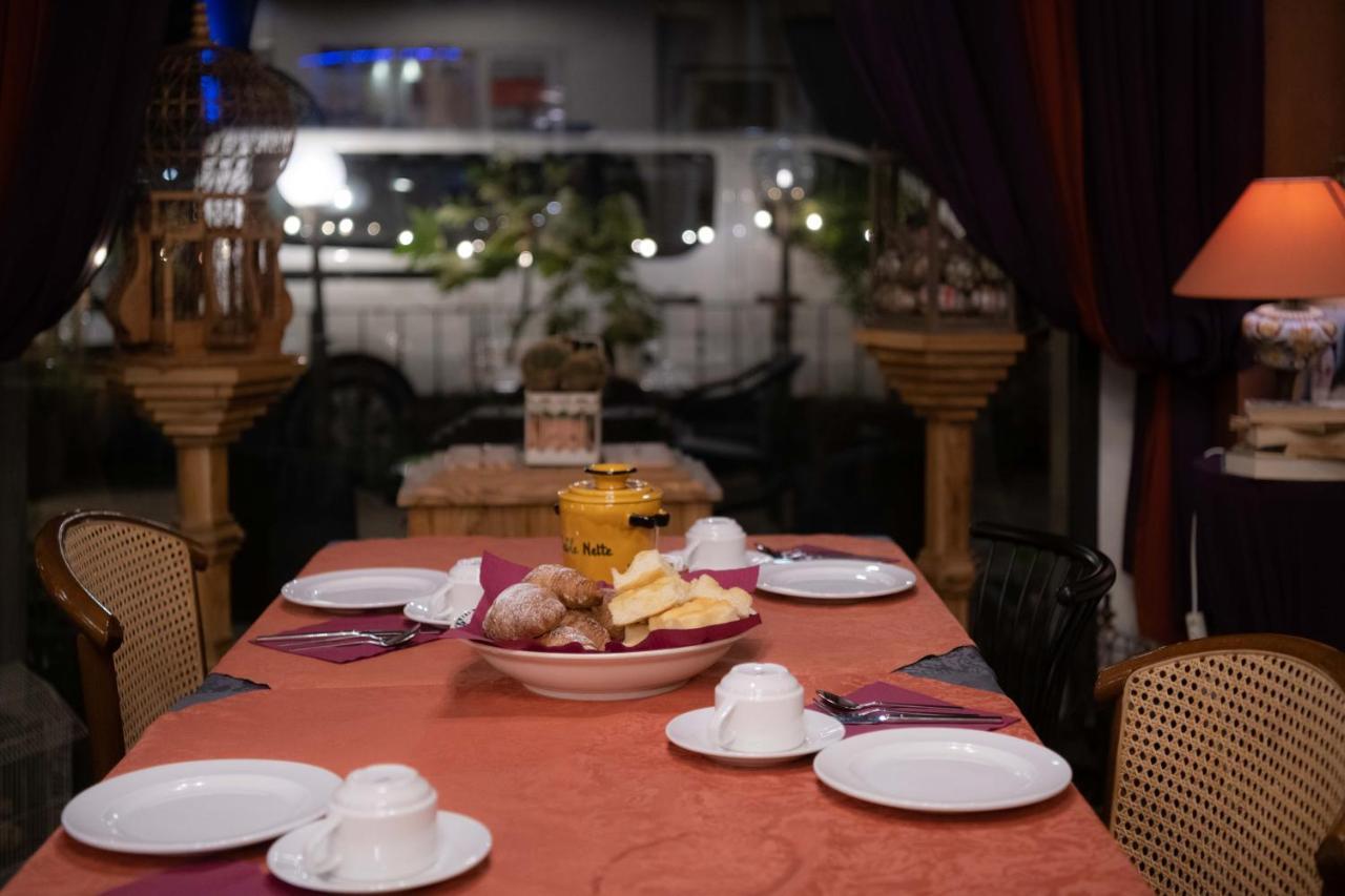 Hotel Magnolia Albenga Zewnętrze zdjęcie